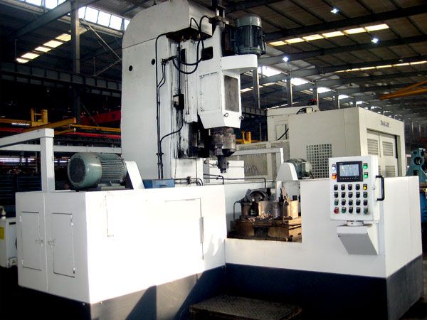 減殼三(san)麵鏜(tang)車機(ji)牀(chuang)